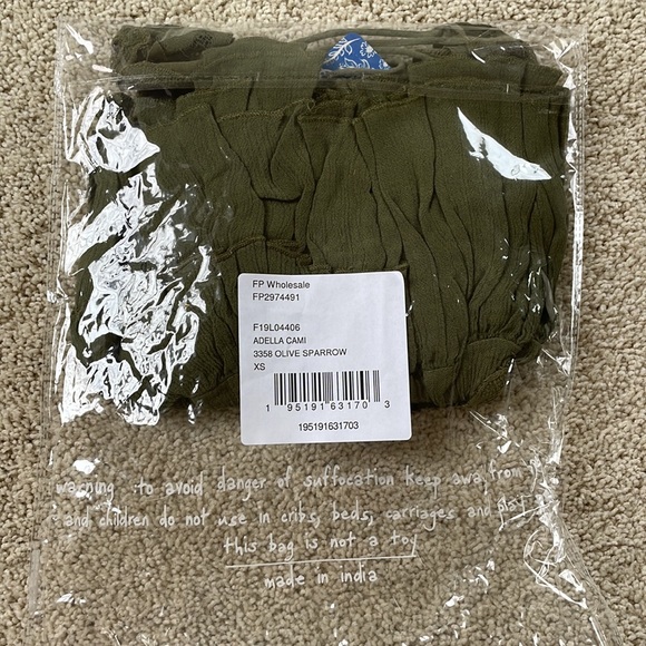 NWT Free People Adella Cami Olive Sparrow - Picture 5 of 5